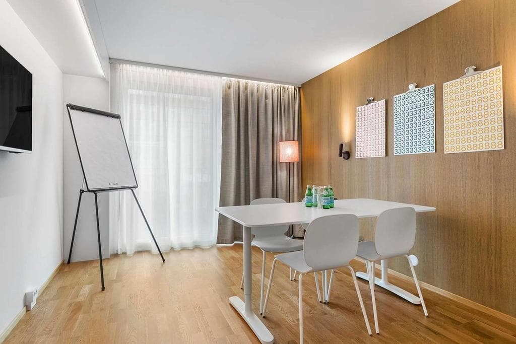 Grupprum (två stycken)